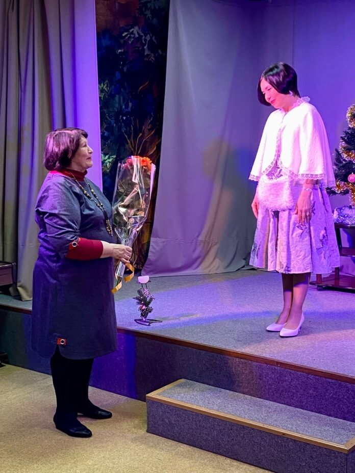 В климовской библиотеке № 26 состоялся концерт «В ожидании чуда» В климовской библиотеке № 26 состоялся концерт «В ожидании чуда»