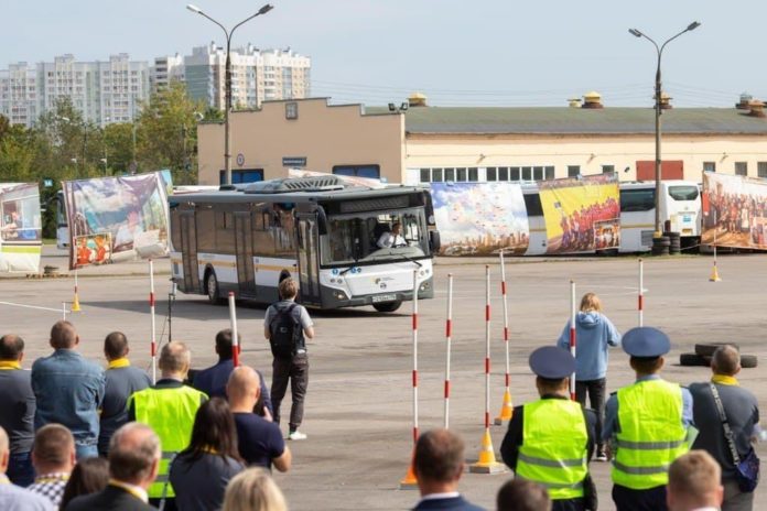 Конкурс профессионального мастерства «Лучший водитель АО «Мострансавто»-2021» торжественно открылся 25 августа Конкурс профессионального мастерства «Лучший водитель АО «Мострансавто»-2021» торжественно открылся 25 августа