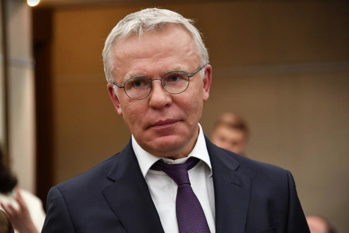 Вячеслав Фетисов: «Уверен, что сегодняшние школьники достигнут профессиональных успехов в будущем и принесут яркие... Вячеслав Фетисов: «Уверен, что сегодняшние школьники достигнут профессиональных успехов в будущем и принесут яркие...