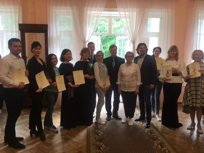 Подольские вокалистки стали призерами областного фестиваля