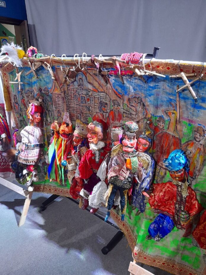 В подольском центре “Энтузиаст” прошел спектакль “Ярмарка Петрушки” 19 ноября В подольском центре “Энтузиаст” прошел спектакль “Ярмарка Петрушки” 19 ноября