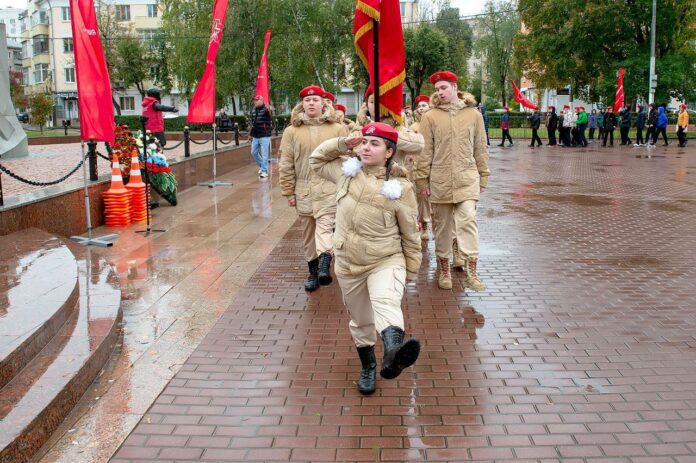 Состоялся смотр строя и песни «Подольск – город трудовой доблести» Состоялся смотр строя и песни «Подольск – город трудовой доблести»