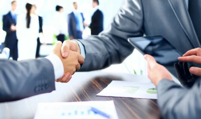 Информируем инвесторов Информируем инвесторов