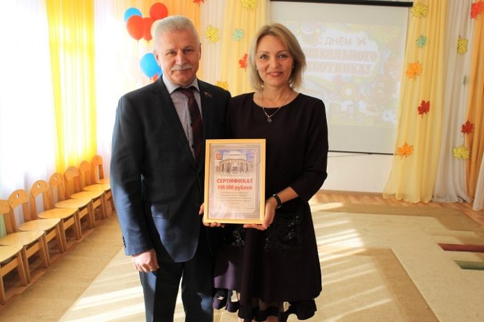 Павел Максимович принял участие в торжественном мероприятии в День дошкольного работника