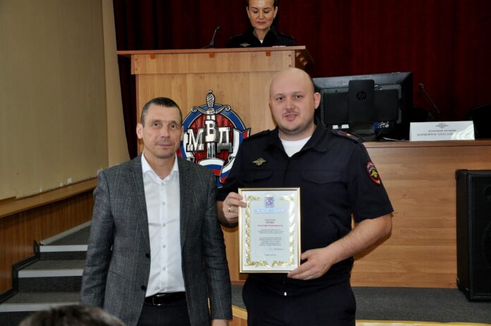 В УМВД России по г.о. Подольск поздравили сотрудников cо 105-летием кадровой службы В УМВД России по г.о. Подольск поздравили сотрудников cо 105-летием кадровой службы