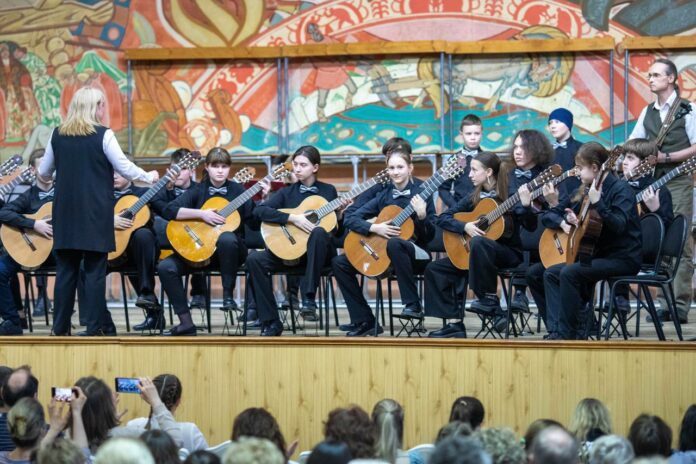 Детская музыкальная школа № 1 Подольска отметила 85-летие со дня основания Детская музыкальная школа № 1 Подольска отметила 85-летие со дня основания