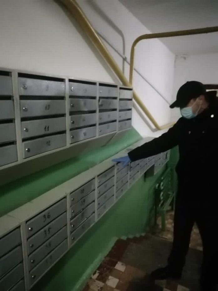 В подъездах Большого Подольска проведена проверка качества уборки и дезинфекции В подъездах Большого Подольска проведена проверка качества уборки и дезинфекции