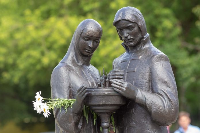 День семьи, любви и верности отметят в Подольске День семьи, любви и верности отметят в Подольске