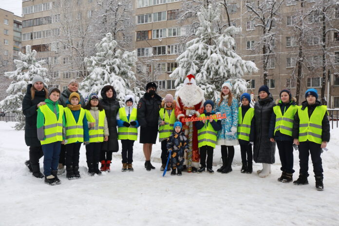 Акция «Безопасный Новый год» прошла в Подольске Акция «Безопасный Новый год» прошла в Подольске