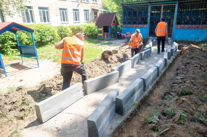 Продолжается ремонт образовательных учреждений в Большом Подольске Продолжается ремонт образовательных учреждений в Большом Подольске