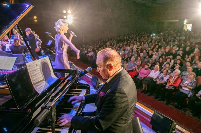 Дунаевский & Дунаевский: гении легкого жанра Дунаевский & Дунаевский: гении легкого жанра