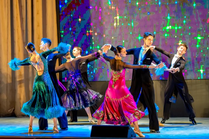 В Концертном зале администрации состоялся праздничный вечер, посвящённый Международному женскому дню В Концертном зале администрации состоялся праздничный вечер, посвящённый Международному женскому дню