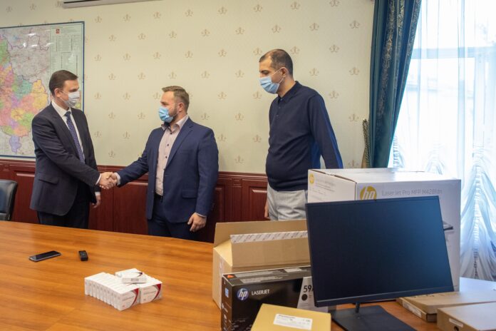 Компания «Петровакс» помогает оснастить инфекционный госпиталь для пациентов с COVID-19