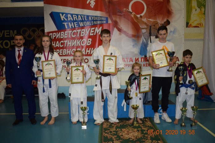 Шесть призовых мест завоевали подольчане на XII Открытом чемпионате и первенстве ЦФО Шесть призовых мест завоевали подольчане на XII Открытом чемпионате и первенстве ЦФО