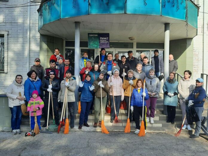 Более 12 тысяч человек вышли на уборку улиц г.о. Подольск