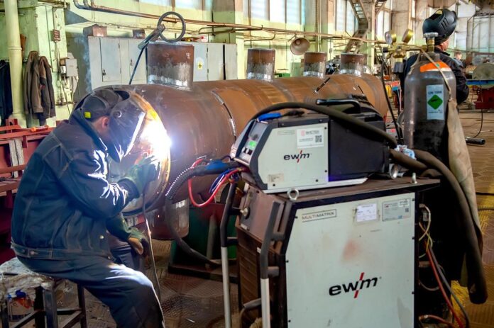 Глава округа Николай Пестов поздравил работников подольских предприятий с Днем машиностроителя