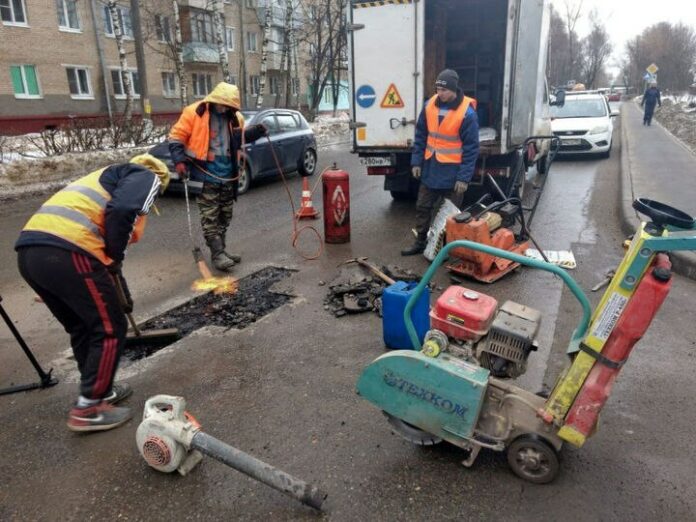 Информируем жителей Большого Подольска об адресах проведения ямочного ремонта Информируем жителей Большого Подольска об адресах проведения ямочного ремонта