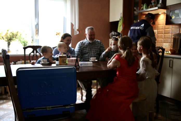 Мособлгаз бесплатно провел техобслуживание газового оборудования в домах 100 многодетных семей Мособлгаз бесплатно провел техобслуживание газового оборудования в домах 100 многодетных семей