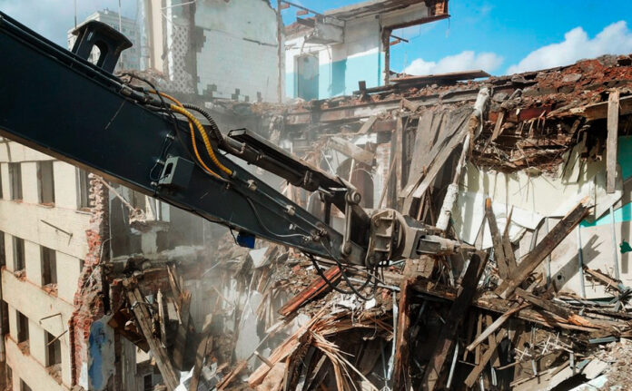 Региональная компания нарушила условия исполнения контракта по сносу дома в Подольске Региональная компания нарушила условия исполнения контракта по сносу дома в Подольске