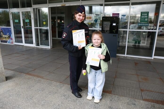 Вблизи торговых центров г.о. Подольск прошла акция: «Безопасная мобильность» Вблизи торговых центров г.о. Подольск прошла акция: «Безопасная мобильность»