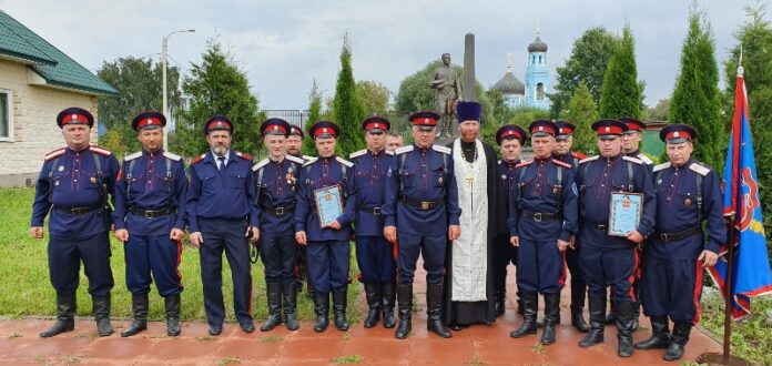 В селе Покров состоялся казачий круг Стрелковского Хуторского Казачьего общества после Божественной литургии
