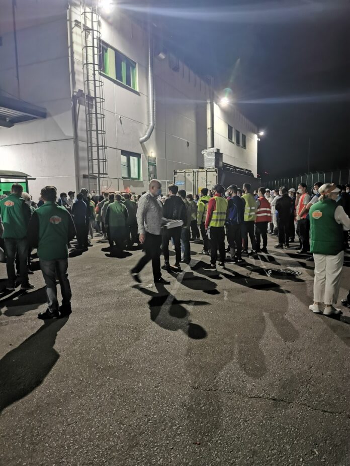 В ходе учений в гипермаркете Подольска эвакуировали людей