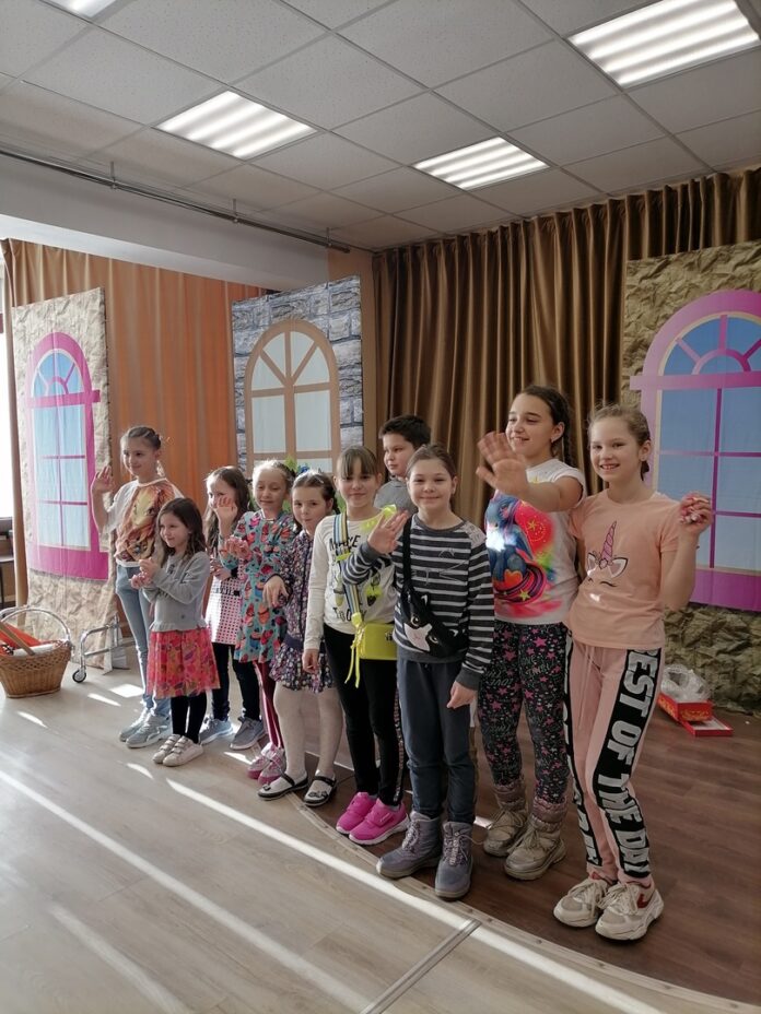 Детективный квест для детей «Тайник старинного особняка» состоялся в ДК «Октябрь» Детективный квест для детей «Тайник старинного особняка» состоялся в ДК «Октябрь»