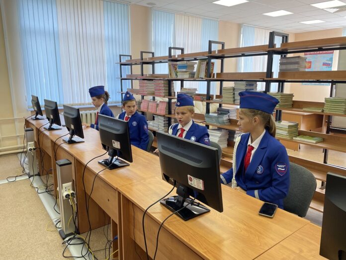 Школьники из Подольска приступили к проверке своих знаний по ПДД на Всероссийской онлайн-олимпиаде «Безопасные... Школьники из Подольска приступили к проверке своих знаний по ПДД на Всероссийской онлайн-олимпиаде «Безопасные...