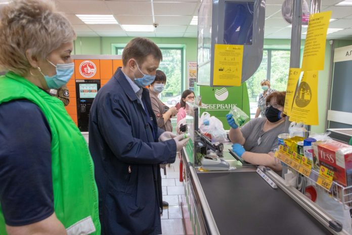 Проверки соблюдения эпидемиологических норм объектами торговли продолжаются в Городком округе Подольск