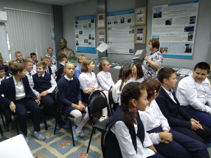 В Климовском музее проходит выставка «Дорога к русскому алфавиту» В Климовском музее проходит выставка «Дорога к русскому алфавиту»