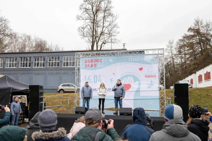 Глава округа поблагодарил подольчан за участие в общеобластном субботнике Глава округа поблагодарил подольчан за участие в общеобластном субботнике