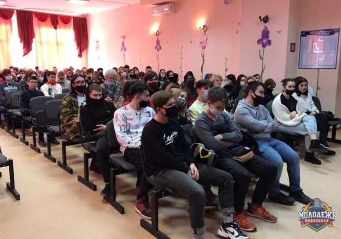 В Подольском колледже состоялась рабочая встреча с учащимися В Подольском колледже состоялась рабочая встреча с учащимися