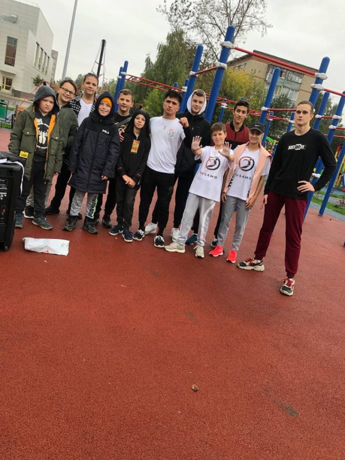 Воркаут площадку открыли на территории школы № 36 Воркаут площадку открыли на территории школы № 36