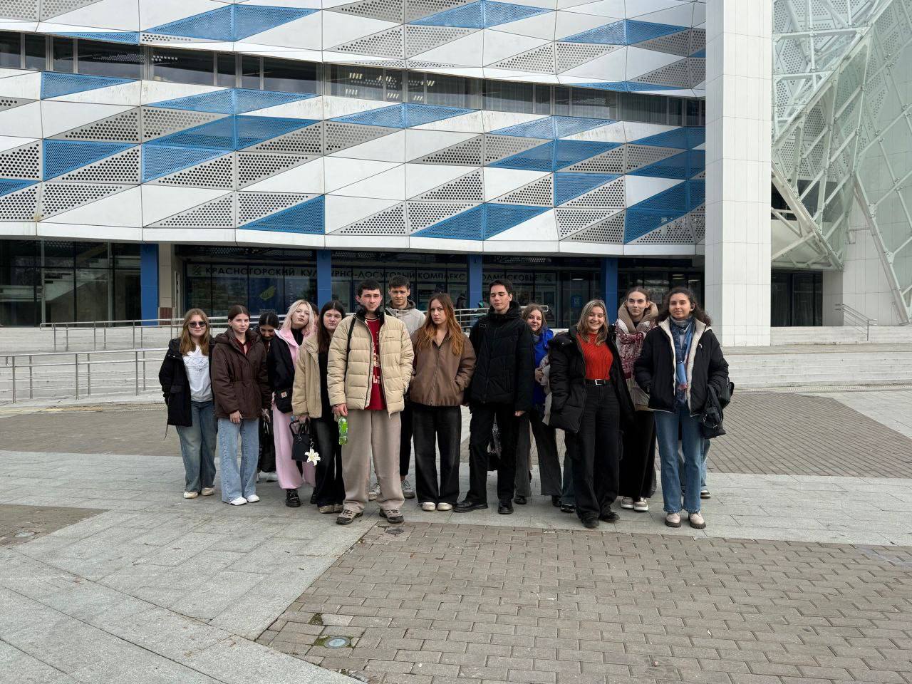 Молодые активисты из Подольска приняли участие в областном фестивале в честь Дня народного единства 