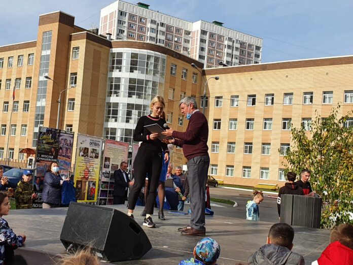 За выдающиеся спортивные достижения Благодарностью главы Городского округа Подольск отмечена жительница Кузнечиков