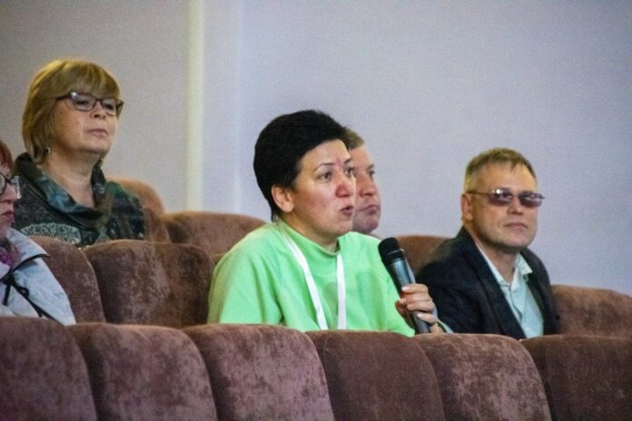 Встреча с жителями по теме здравоохранения в формате «Задай вопрос врачу» состоялась в четверг... Встреча с жителями по теме здравоохранения в формате «Задай вопрос врачу» состоялась в четверг...