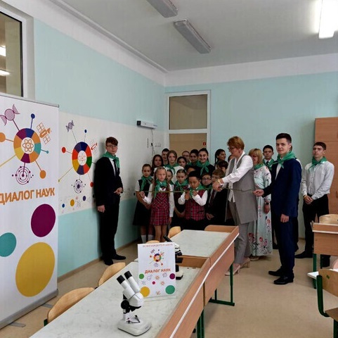 В шестнадцати школах Большого Подольска созданы учебные места для реализации дополнительных общеразвивающих программ