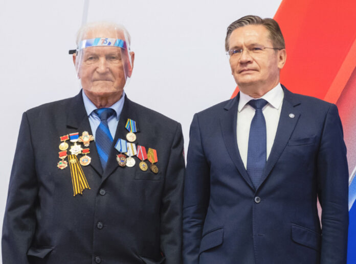 Ветеран «ЗиО-Подольск» был награжден юбилейной медалью «75 лет атомной отрасли России» Ветеран «ЗиО-Подольск» был награжден юбилейной медалью «75 лет атомной отрасли России»