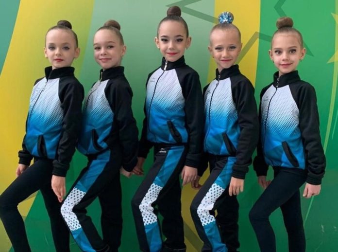 Подольчанки отлично выступили на соревнованиях по художественной гимнастике «Зимние узоры»