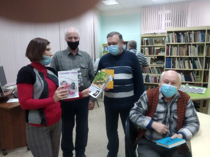 В подольской библиотеке № 5 открылась выставка-размышление “Наука на марше” В подольской библиотеке № 5 открылась выставка-размышление “Наука на марше”