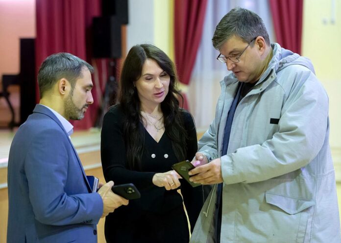 Жители Кузнечиков задали на встрече вопросы специалистам ЖКХ Жители Кузнечиков задали на встрече вопросы специалистам ЖКХ