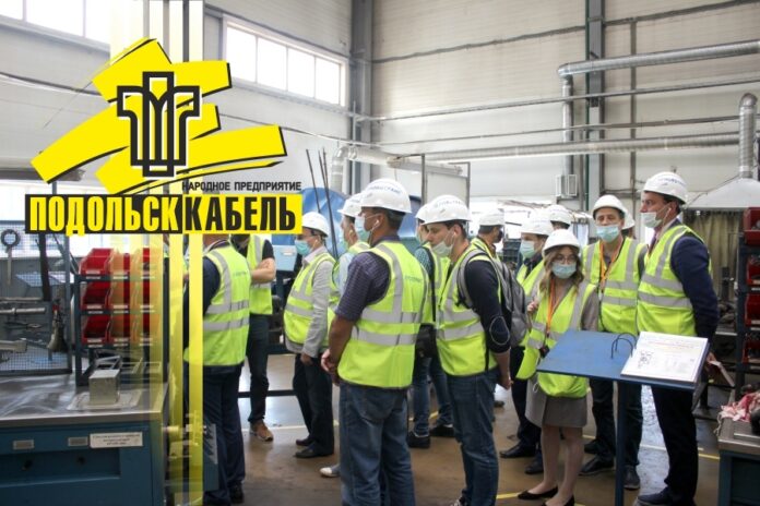 Специалисты АО «НП»ПОДОЛЬСККАБЕЛЬ» посетили предприятие КВРЗ «НОВОТРАНС» для обмена опытом