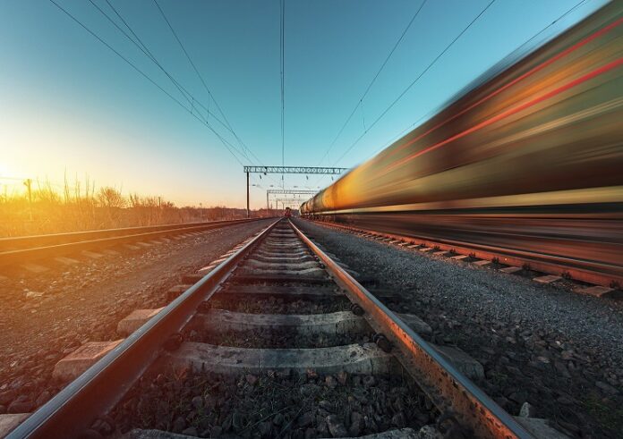 Вниманию автомобилистов! Ограничение движения на ж/д переезде в Подольске Вниманию автомобилистов! Ограничение движения на ж/д переезде в Подольске