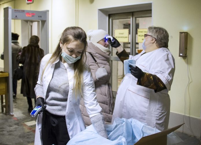 Вакцинацию работников против COVID-19 проведут на ЦНИИТОЧМАШ