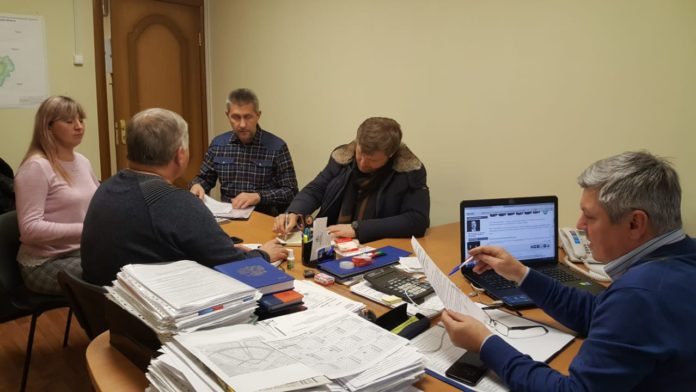 Совещание с представителями ООО «УК Август ЖКХ» прошло в ТУ микрорайона Кузнечики Совещание с представителями ООО «УК Август ЖКХ» прошло в ТУ микрорайона Кузнечики