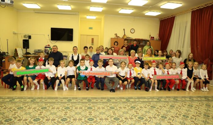 Сотрудники подмосковной Госавтоинспекции инициируют детско-родительские интерактивы по правилам дорожного движения Сотрудники подмосковной Госавтоинспекции инициируют детско-родительские интерактивы по правилам дорожного движения