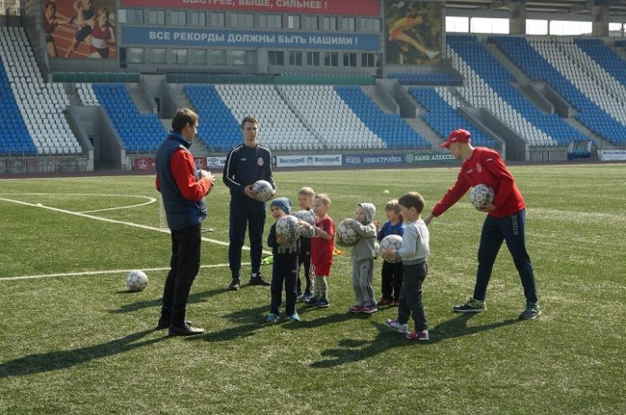 Набор ребят в футбольную школу «Витязь» и центр подготовки «Юный Витязь» состоится 1 сентября