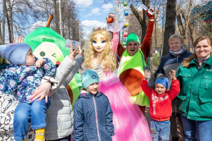 Открытие летнего сезона в парке имени В. Талалихина Открытие летнего сезона в парке имени В. Талалихина