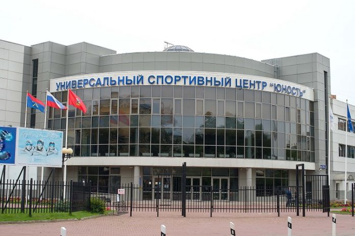 Ремонт УСЦ «Юность» в микрорайоне Климовск выполнен на 90% Ремонт УСЦ «Юность» в микрорайоне Климовск выполнен на 90%