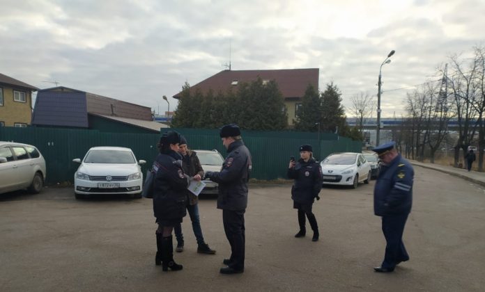 Рейд по выявлению нарушений правил перехода через ж/д пути провели на станции «Весенняя»